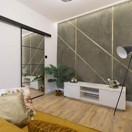 Appartamento Klimatyczny Apartament Wroclawska Bytom Esterno foto