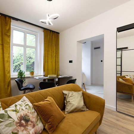 Appartamento Klimatyczny Apartament Wroclawska Bytom Esterno foto